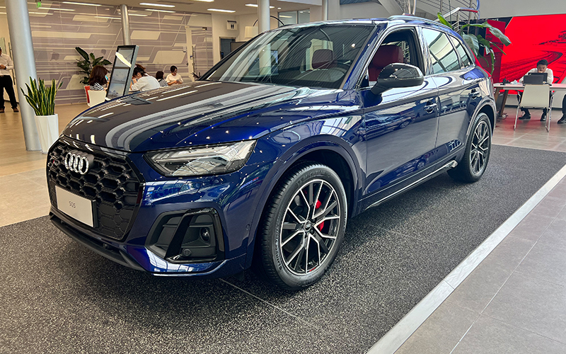 奥迪SQ5外观图片1 奥迪SQ5外观图片1