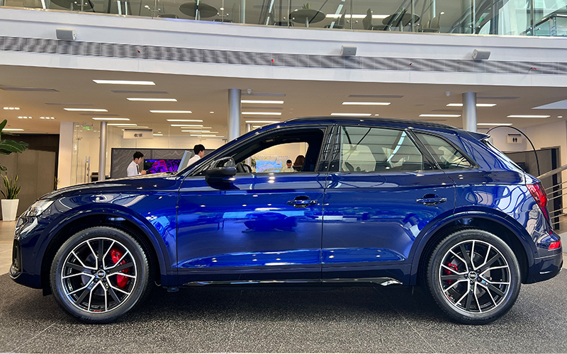 奥迪SQ5外观图片5 奥迪SQ5外观图片5