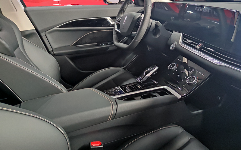 奔腾B70细节图片5 奔腾B70细节图片5